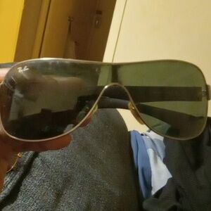 Ray ban with case